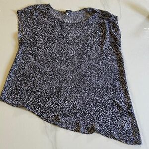 Torrid Black and White Abstract Blouse